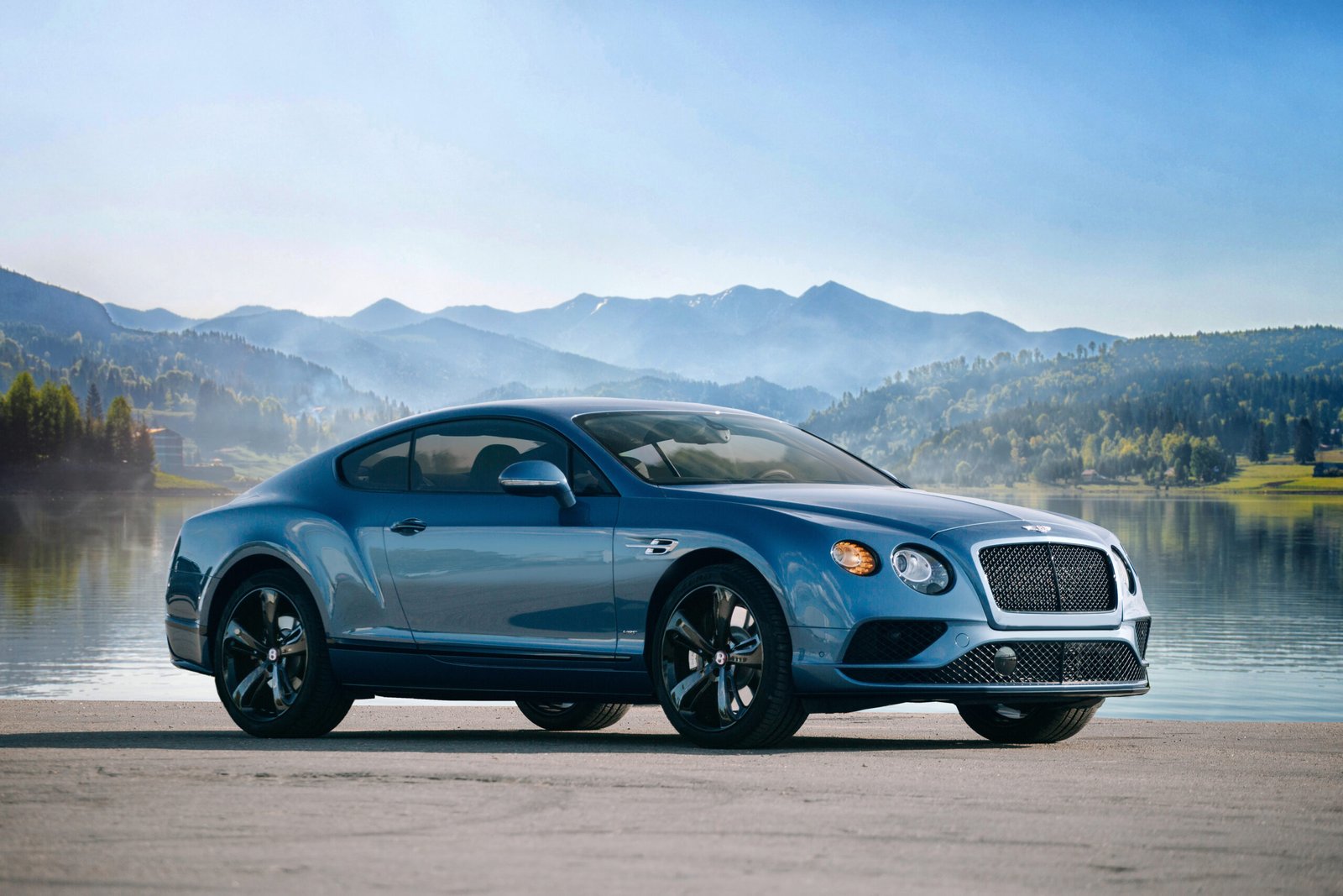 Black Bentley Flying Spur